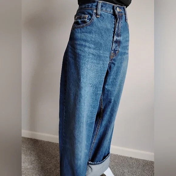 Universal Thread Mid Rise 90s Baggy Jeans 100% Cotton Classic Blue Size 10 - Picture 3 of 13